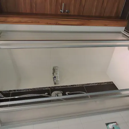 公寓 Ferienwohnung Goldmann 金兹灵